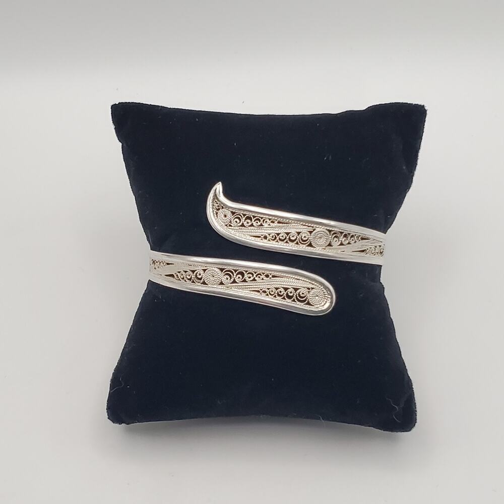 Vintage Victorian Style Sterling Silver Wire Filigree Bypass Bracelet